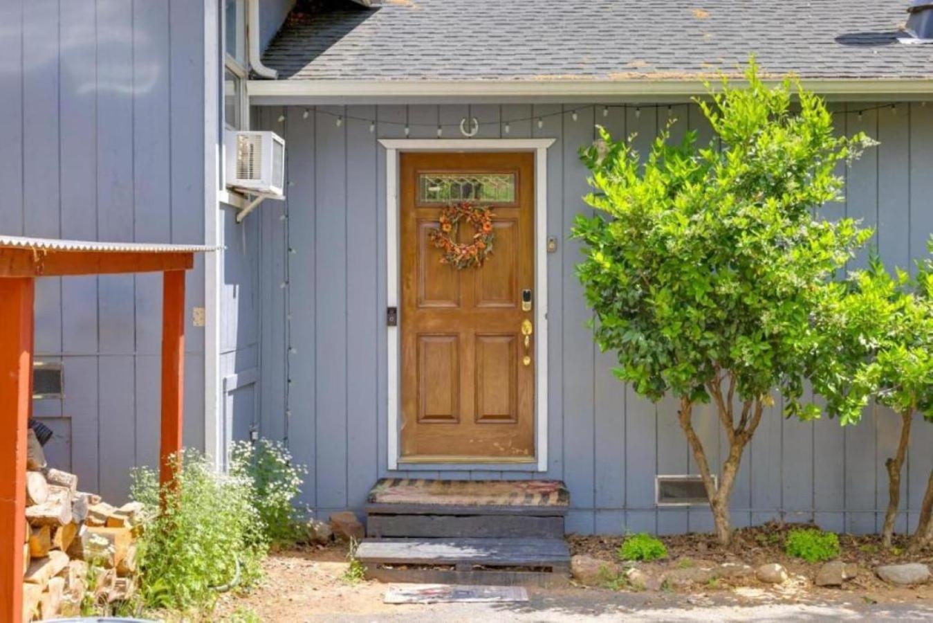 Villa New! Cozy & Secluded House W/Deck - Near Yosemite! à Tuolumne Extérieur photo